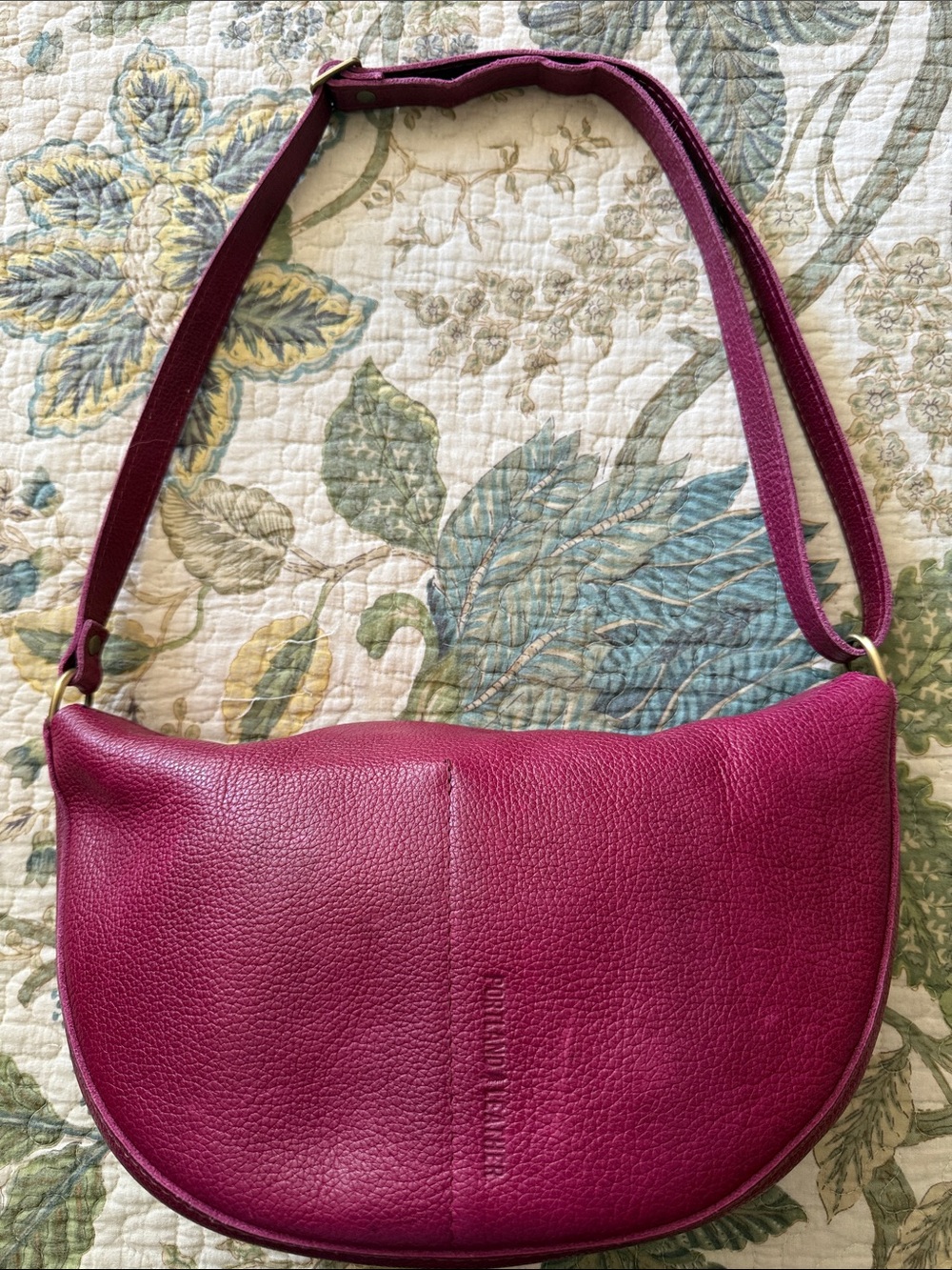 Portland Leather Shoulder Bag in Raspberry - Picture 2 of 4